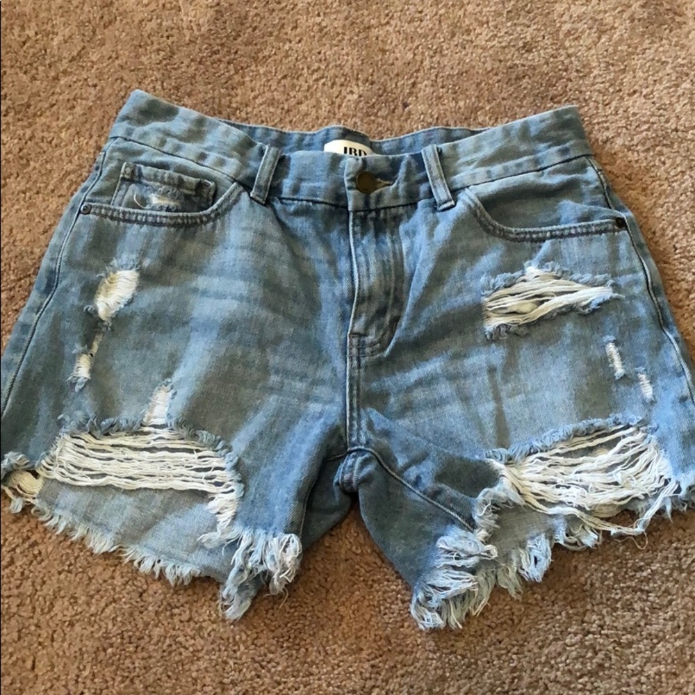 New- without tags JBD distressed shorts medium